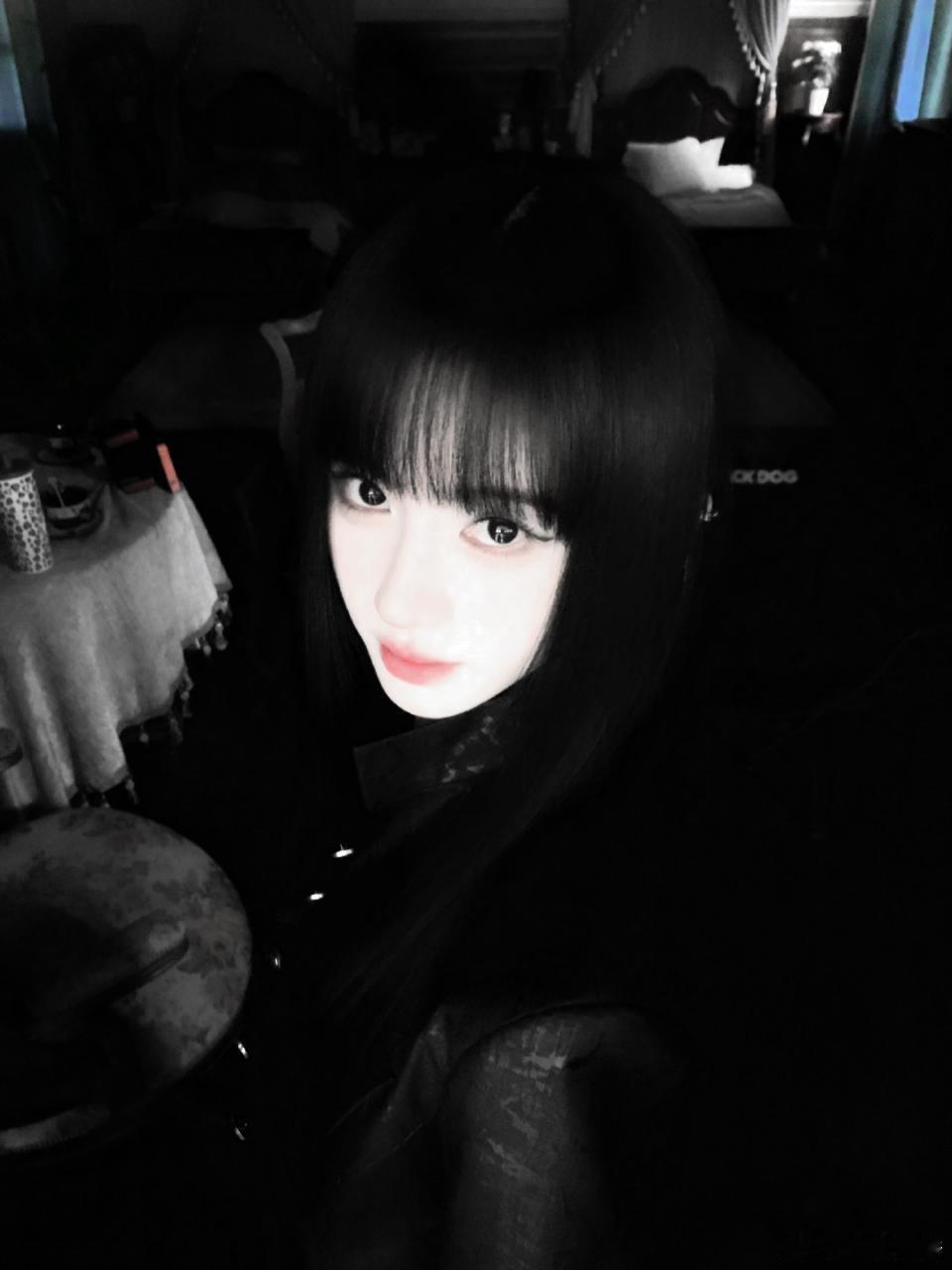 jjy鞠婧祎万花世界 jjy鞠婧祎苏绿夏“等迟暮冬天，等黄昏日落，等有你的冬天”