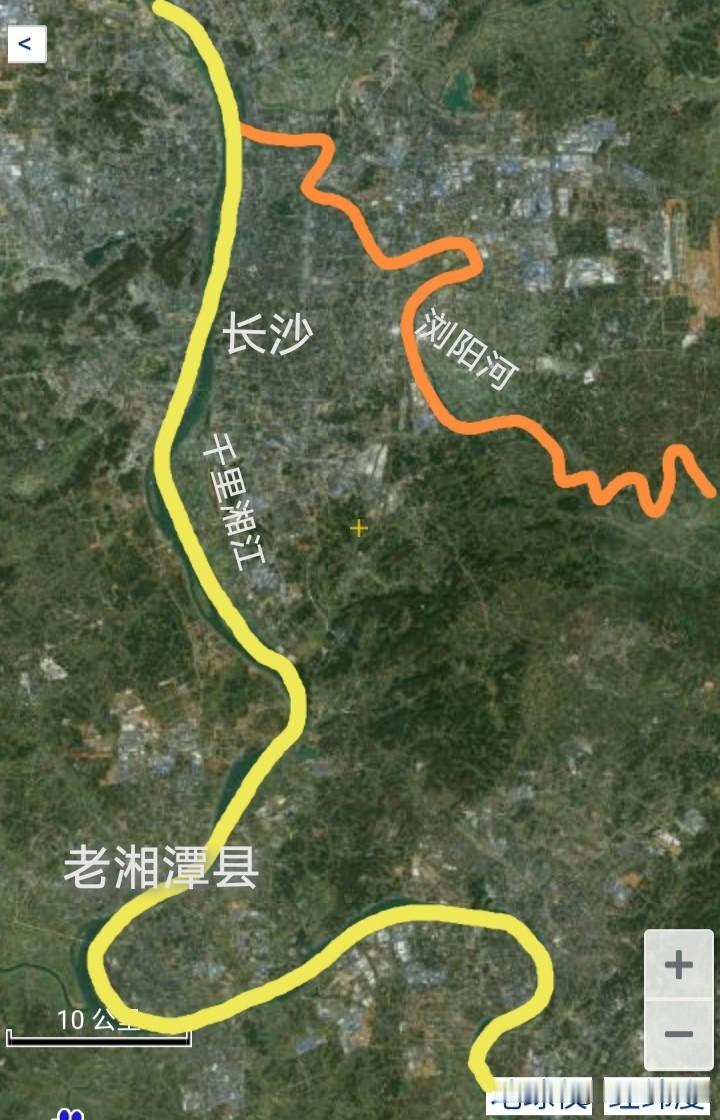 《浏阳河》这首歌中的湘潭县，并非指湘潭县位于浏阳河畔。
大家从对唱中就能清楚的明