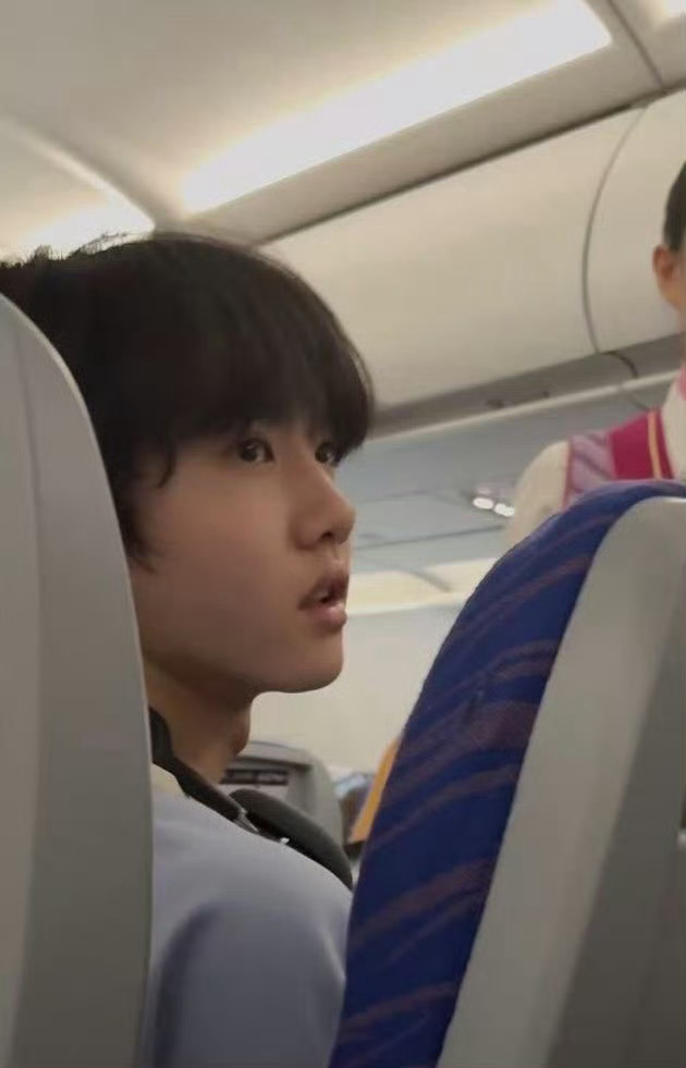 现充去家猪就帅得不像话啊！把儿子熬成了小男友 我下半辈子的依靠 他谈朋友了不理老