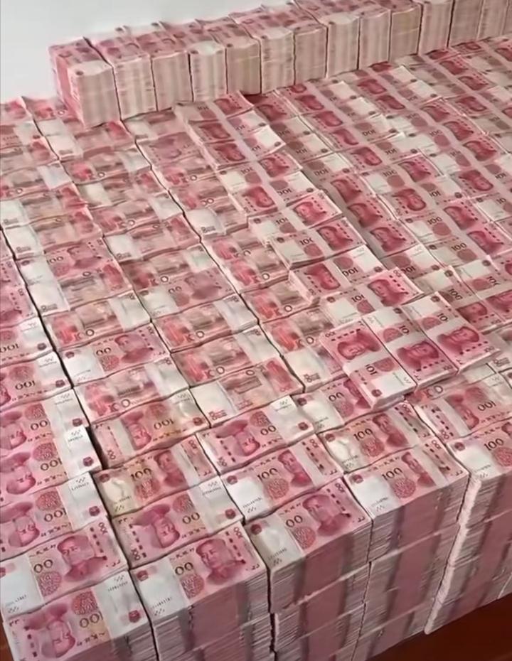 钱是有灵性的，它从不会辜负用心生活、踏实努力的人，只会向着有规划、有正念、懂珍惜