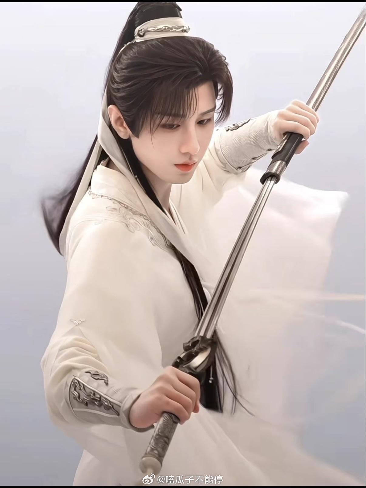 喝汤大部队又新增一个成毅的《赴山海》，别管多少，喝到了点就行