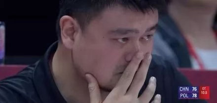 中国男篮vs日本男篮哎主要今天这么个特殊日子大家还是给男篮更多信心吧 ​​​