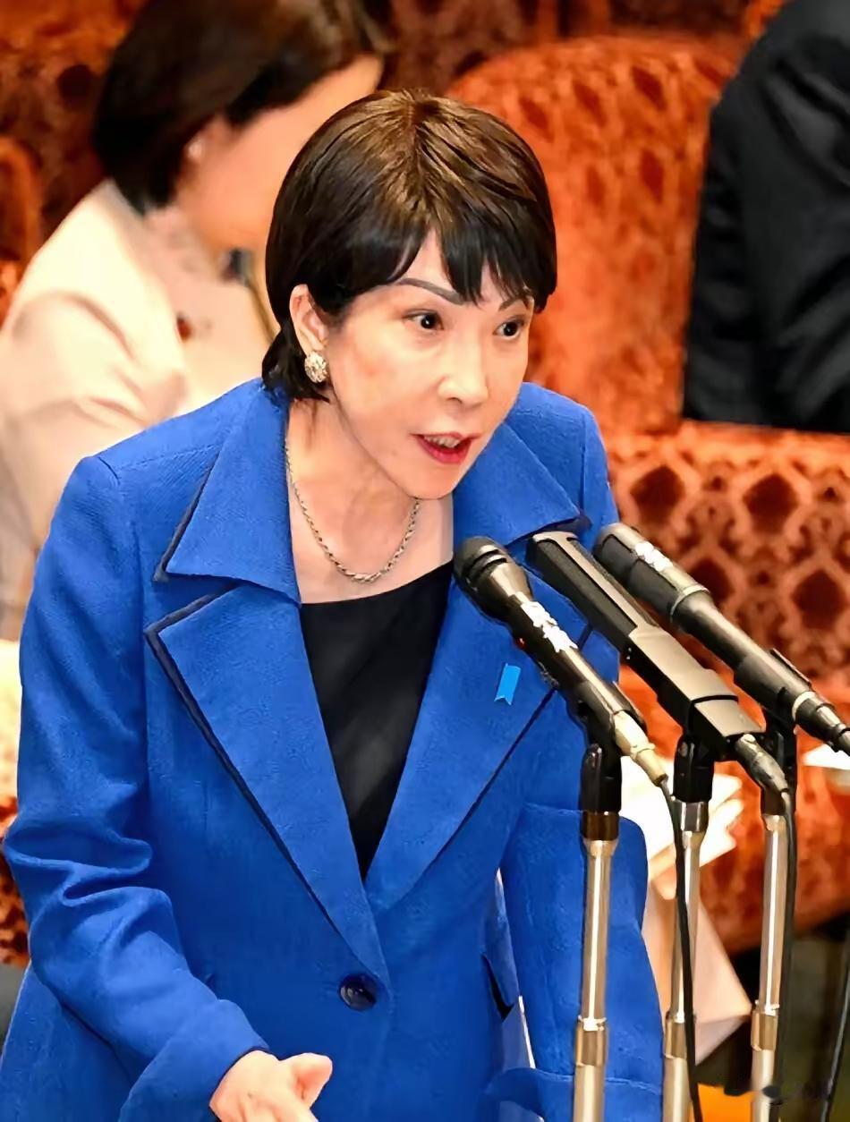 看到中方演习，高市早苗坐不住了！12月31日，日本外交部门宣称，中国解放军在台湾