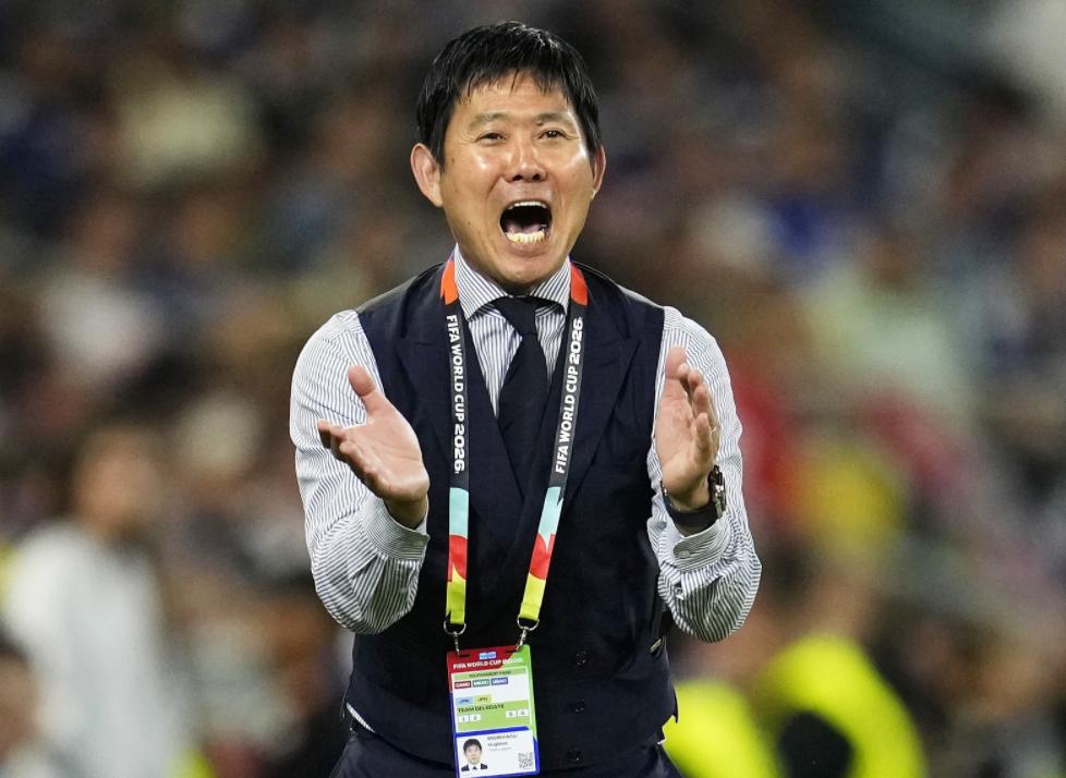 日本4-0横扫突尼斯，森保一真有两把刷子

虽然身处2支欧洲球队，1支非洲劲旅的