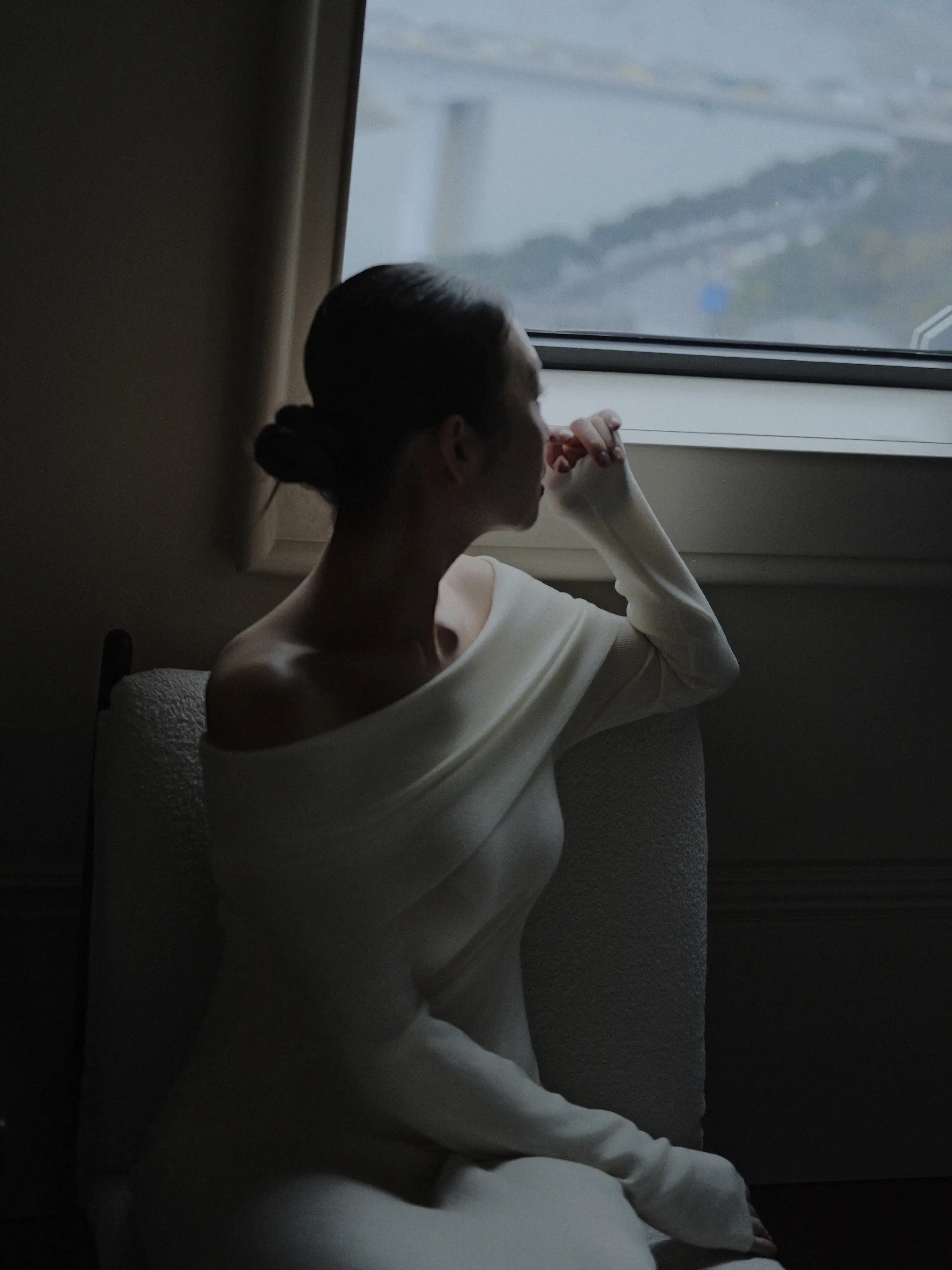 人太需要拥有一个安静 柔软 来松弛自己的日子了 无所事事的日子是多么重...