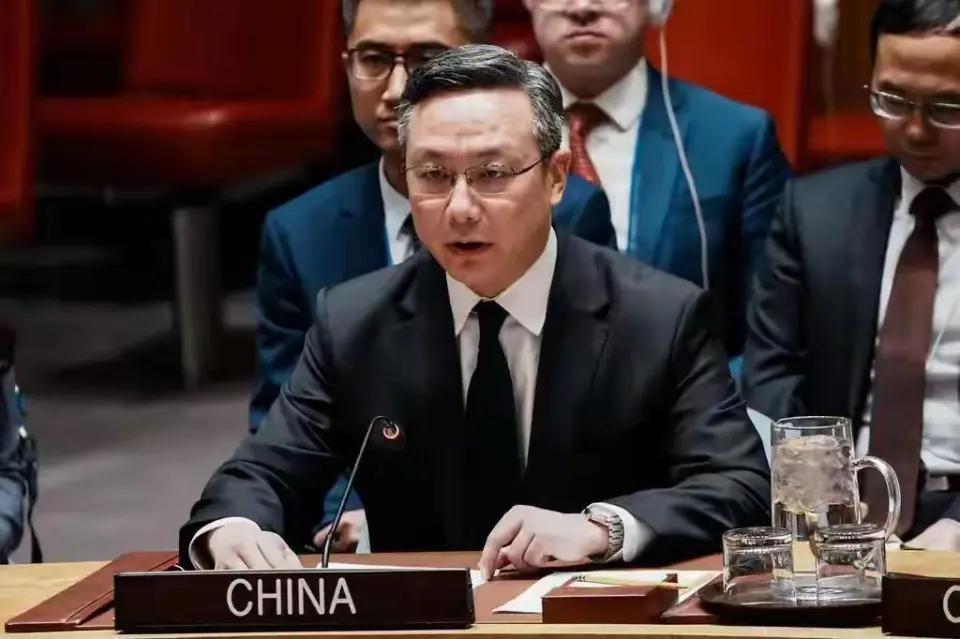 安理会这场投票最终票数为 11 比 2，中国没有使用一票否决权。随后中方公开表示