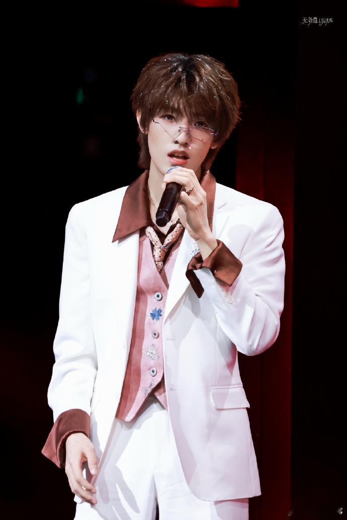 张泽禹2026年第一份战报2026第一份战报来啦，张泽禹凭借超强热度登顶声生不息