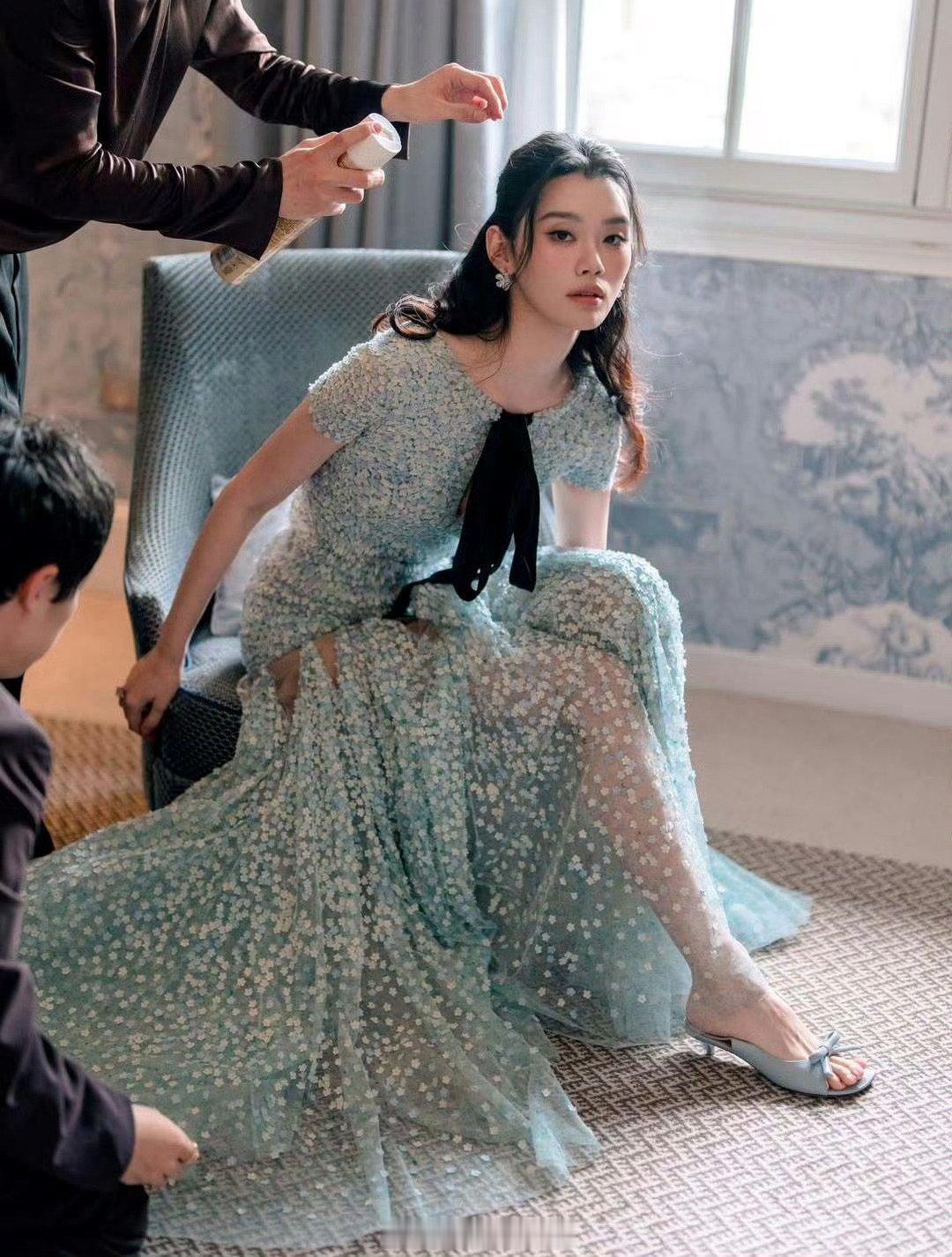 王嘉尔是何猷君婚礼伴郎奚梦瑶何猷君婚礼伴郎是王嘉尔何猷君奚梦瑶婚礼欢迎晚宴惊喜满