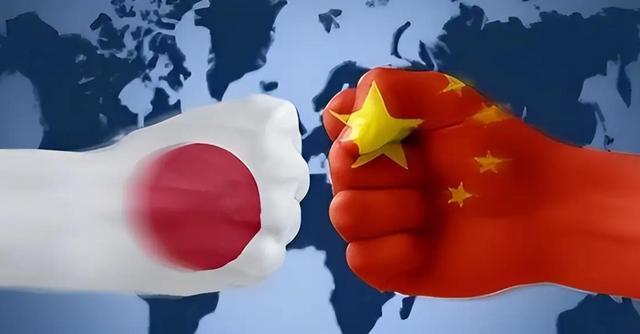 首先是军事层面的绝对反噬。中方早已亮明无模糊的底线：日本若敢武力介入台海局势，其