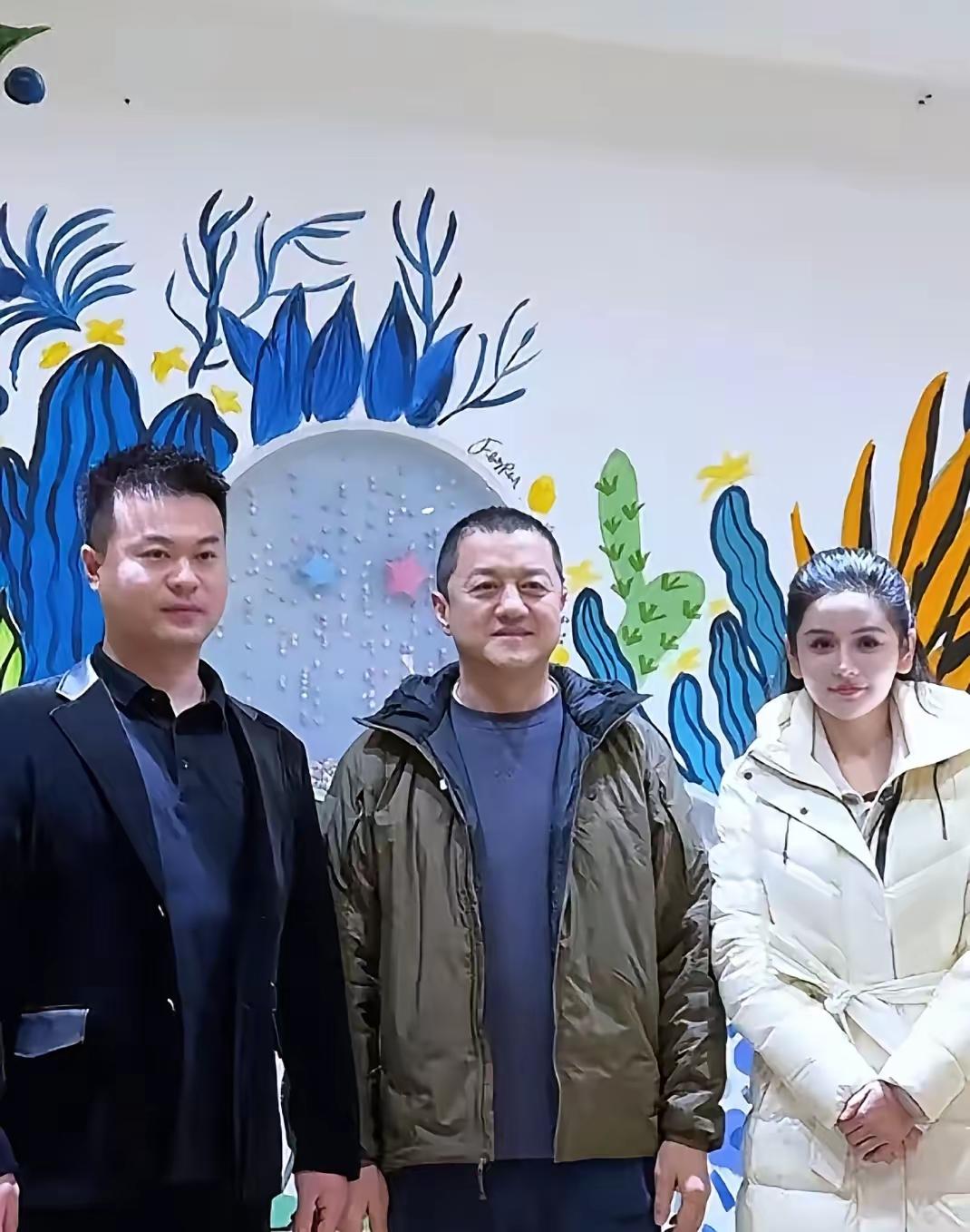 楠楠和陈总那500万的捐赠，是实打实的心意。从草根一路走来，还能捧出这样的担当，