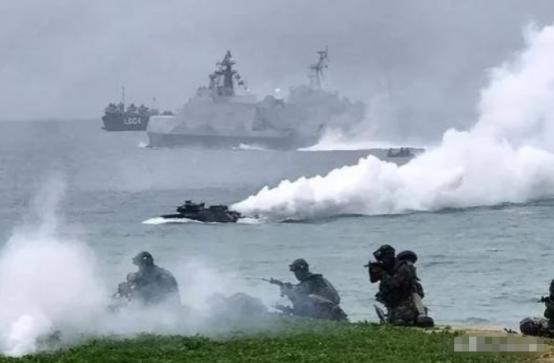 很多人没意识到在台岛40海里军演是什么概念，台空军的前副司令张延廷就说出了事实！