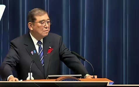 石破茂警告：日本别再幻想打仗！历史靠抢中国2.3亿两续命，如今扩张会亡国！ 