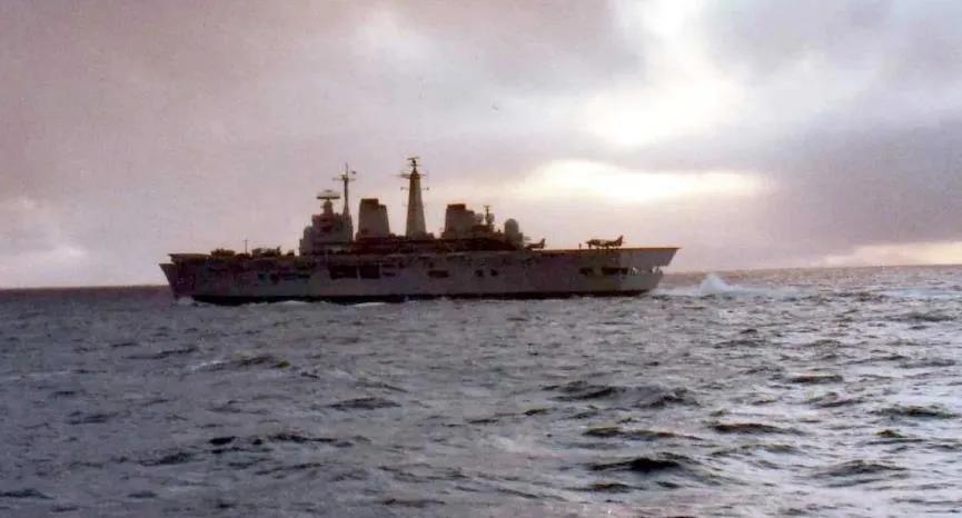 泄露的美国战争部内部邮件显示，懂王目前正在考虑多种惩罚拒绝支持美国对伊朗军事行动