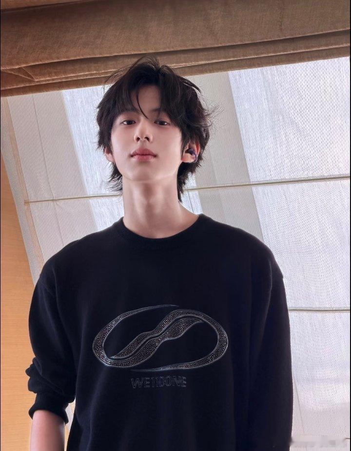 林子烨被吐槽态度差14岁i人被按头1v1营业，社恐星人看了都窒息。但话说回来，出