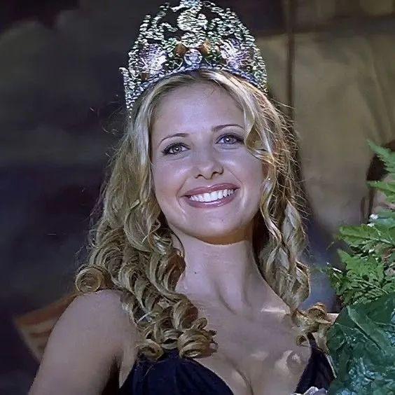 48岁 Sarah Michelle Gellar-Prinze（莎拉·米歇尔·
