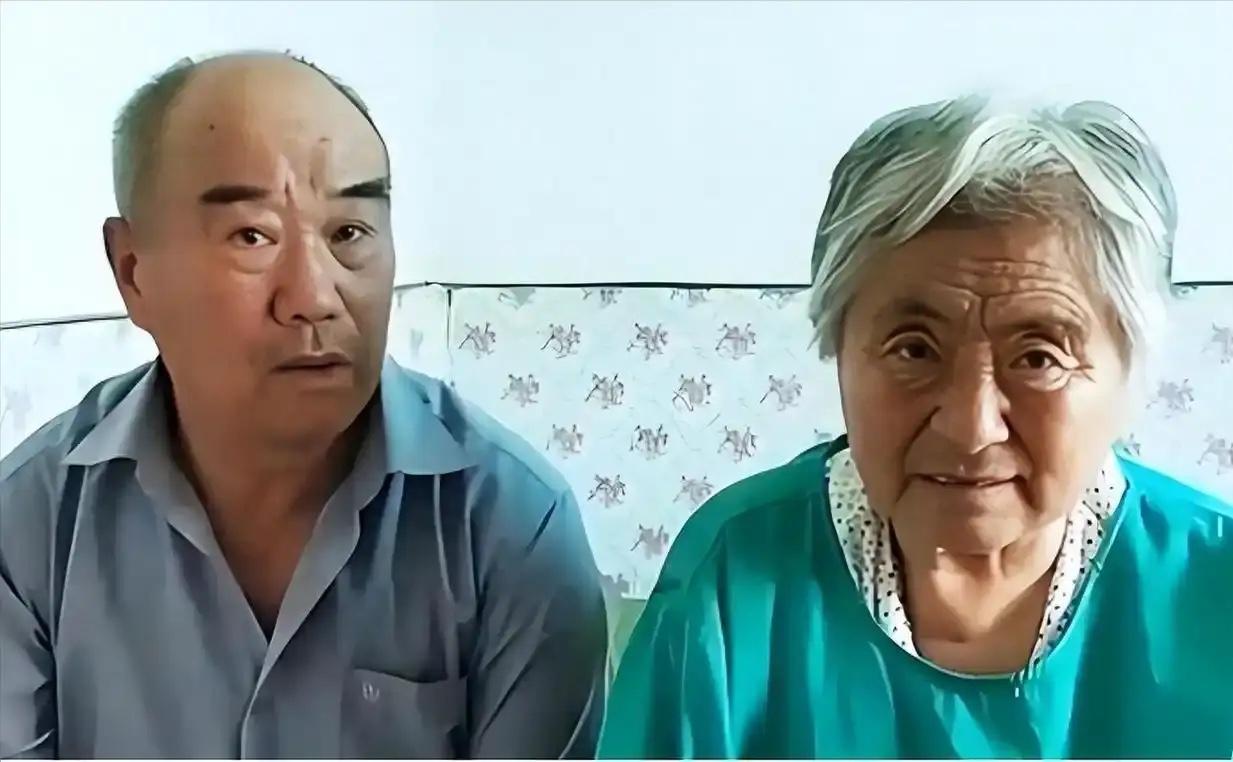 一对夫妇借了7万元将女儿送出国留学，令人伤心的是，女儿却从此消失了，直到21年后