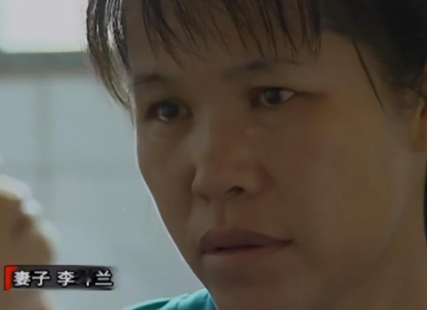 2006年，广西一女子给丈夫上坟的时候，竟然听到坟里传出丈夫的呼喊声，女子壮着胆