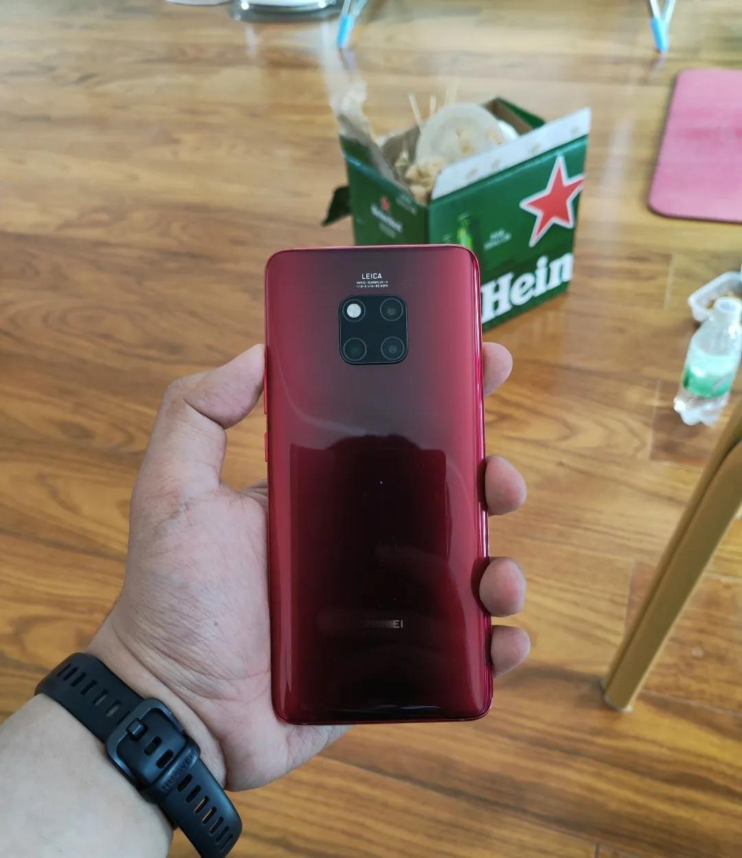 这玩意才几百块，这不比nova11se体验要好？你有鸿蒙4.0我也有，我还有麒麟