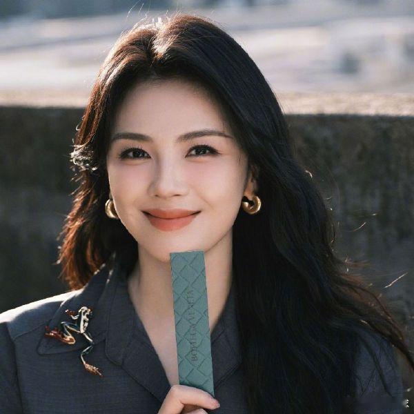 刘涛[超话]刘涛问余宇涵什么也OK吗涛姐这挖坑速度绝了！从 “粉丝说啥都答应” 