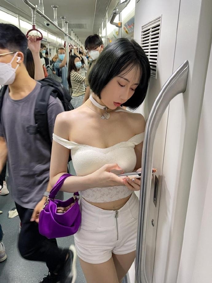 地铁邂逅 ​​​