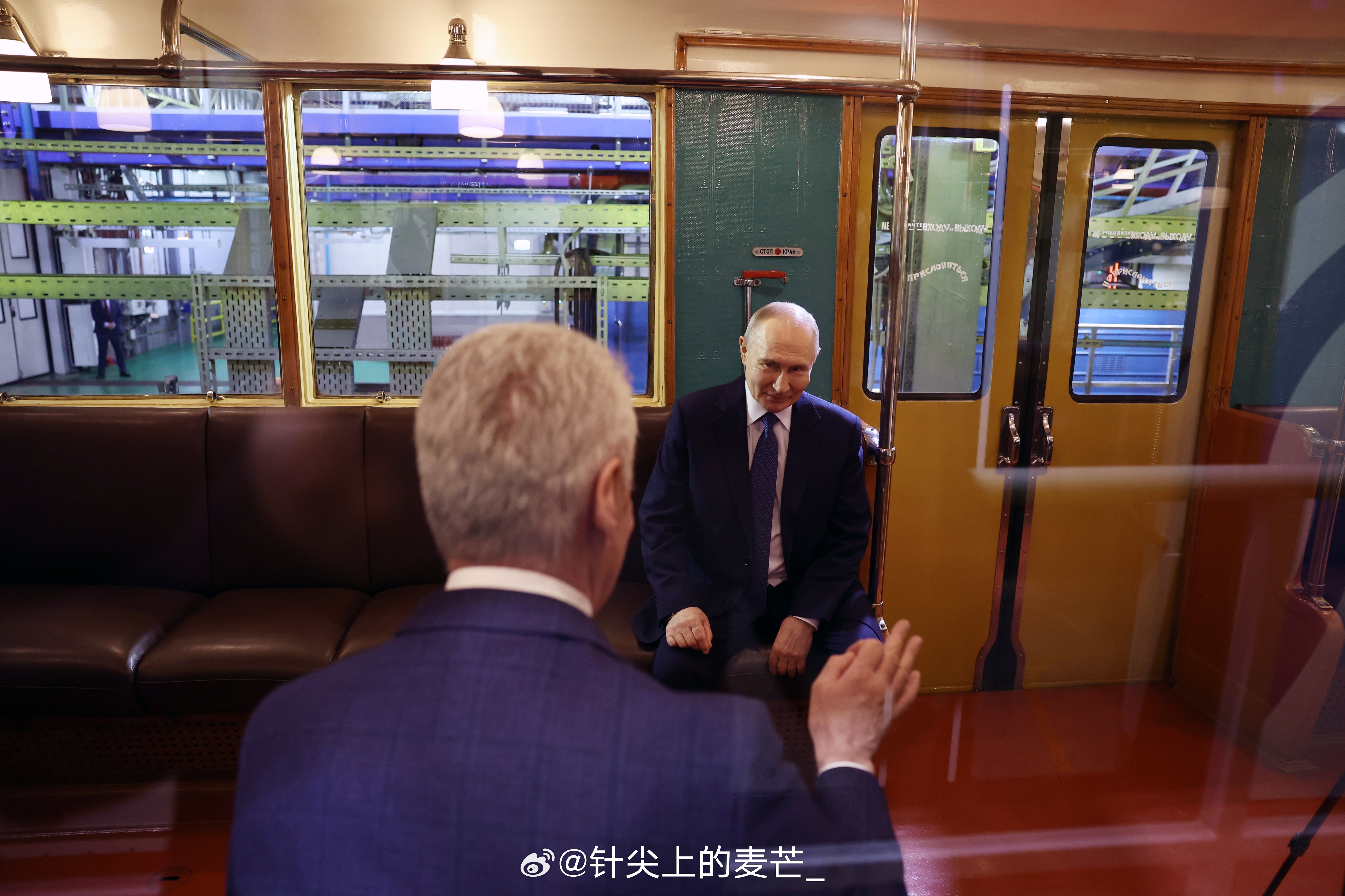 瓦洛佳小朋友  可爱