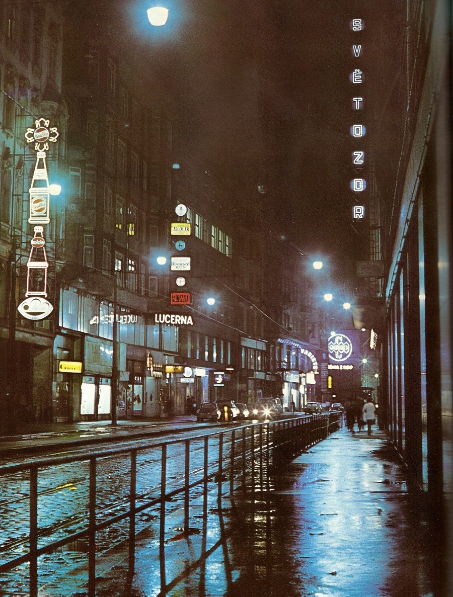 1970年代，捷克斯洛伐克，布拉格夜景。 