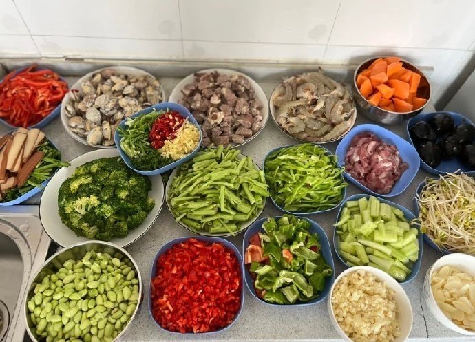 好心做一顿家常饭，同事说这样的饭没有人吃 