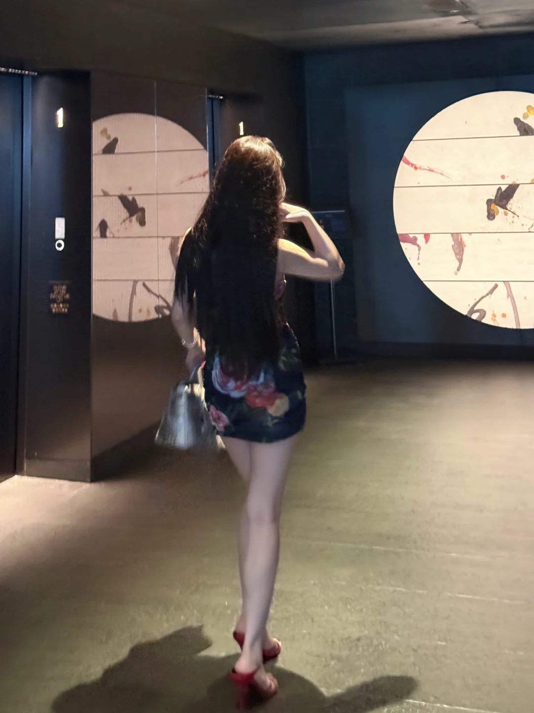 女人就该风情万种