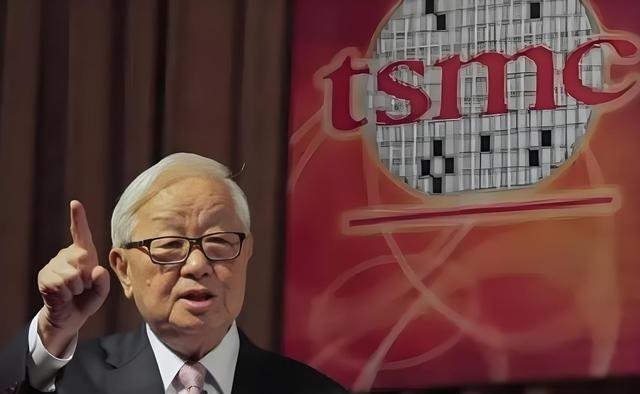 台积电创始人张忠谋突然宣布了他的看法：大量中国理工人才在美国扎根，竞争压力正在加