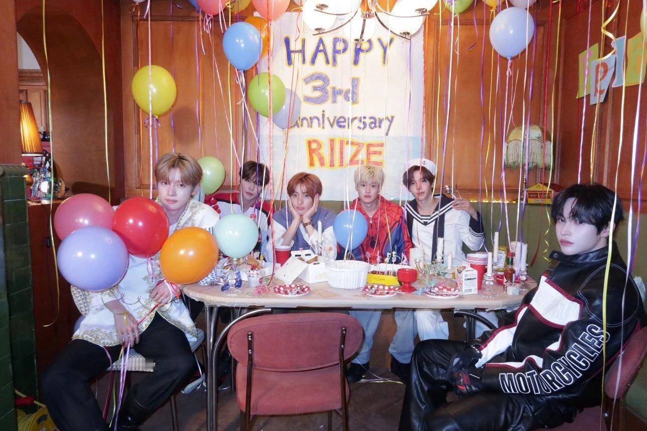 260904 ig story🔴FRIENDS PartyEnd of the