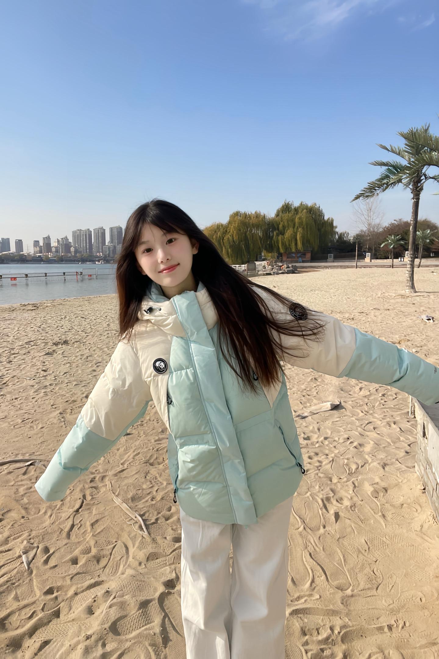 今年快结束了 能遇见你  我很幸运。