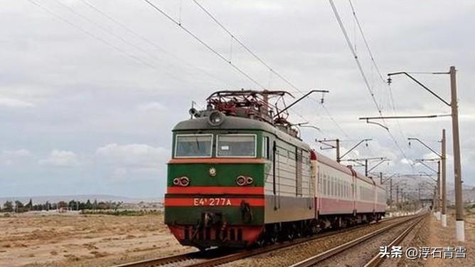 未雨绸缪，如果美国地面部队夺取哈尔克岛，那么中伊铁路将成为伊朗最后的生命线！
2