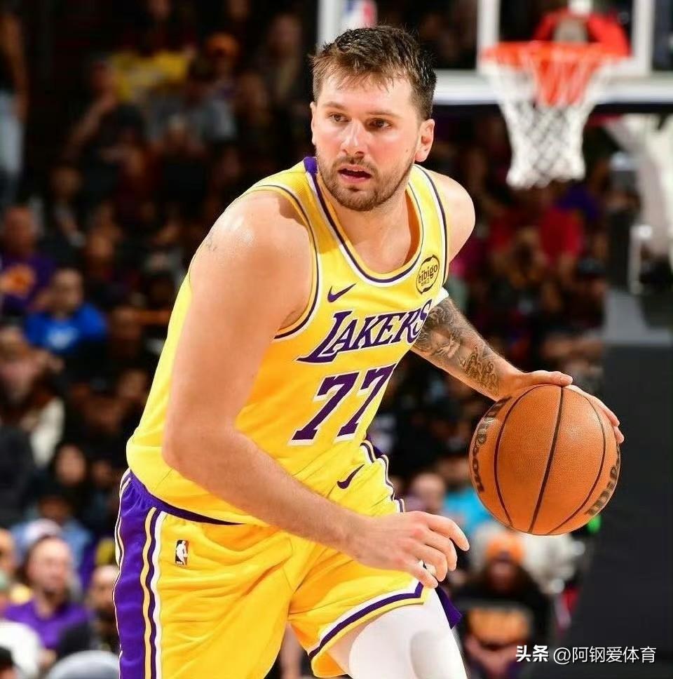 东契奇VS亚历山大，第一控卫你会选谁？[灵光一闪]

——东契奇，32.9分7.