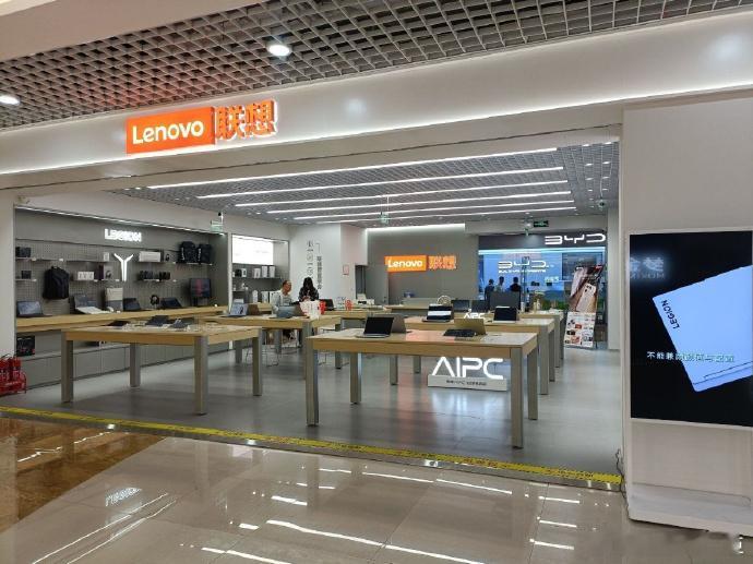 电脑涨价20%市场人流空荡荡肯定人会少的！不过部分机型涨幅近50%，这个有点恐怖