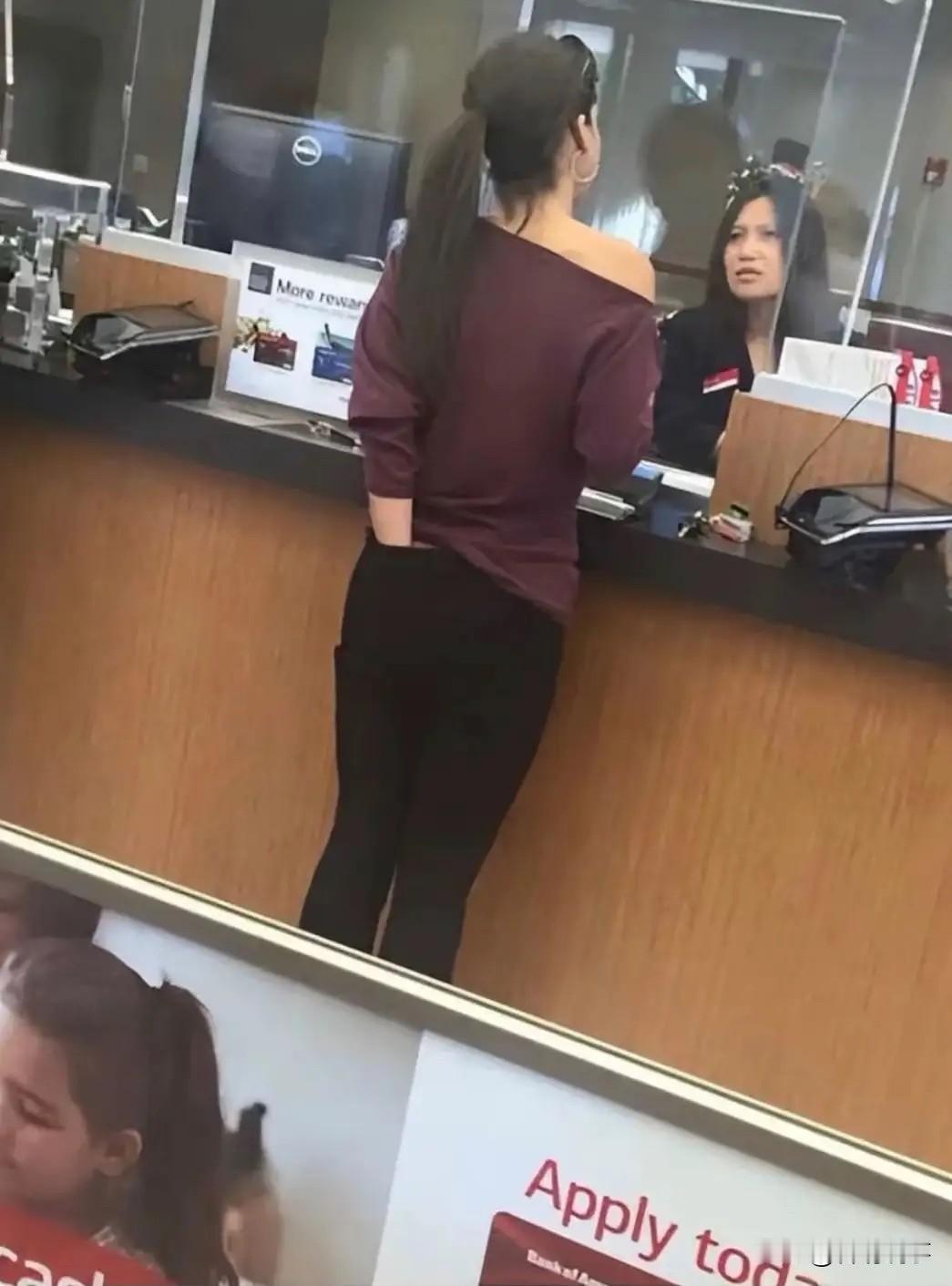 没人看，但是有摄像头啊[捂脸][捂脸][捂脸][捂脸]偷窥摄像头