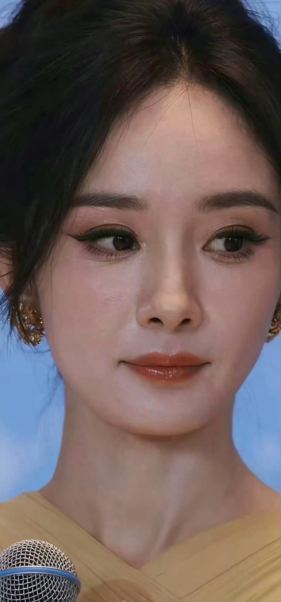 杨幂怼脸 