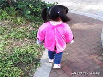 看男女消费：
1、喜欢喝奶茶的是女生；
2、喜欢吃漂亮饭的是女生；
3、喜欢吃榴