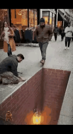 不按常理出牌真会掉下去吗