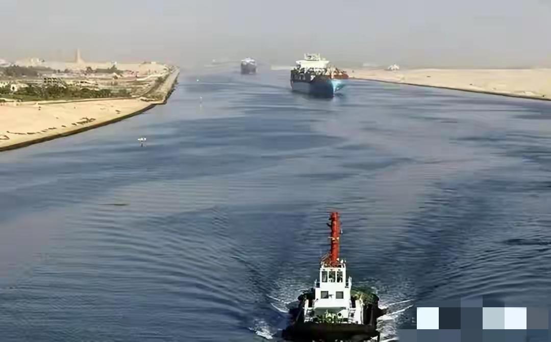 别再吹海南封关了！新加坡真正的噩梦是这条运河
 
新加坡人现在最慌的，根本不是海