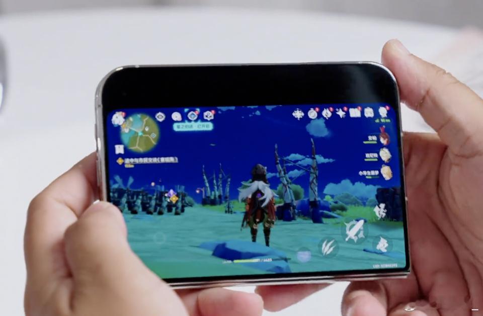 iPhoneDuo开售多款应用适配仍未解决首发体验大打折扣，多数应用尚未完成屏幕