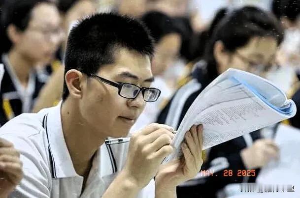 请你一定不要自暴自弃！专科生也有好出路！

选择这三大类院校，就业比有些本科生还