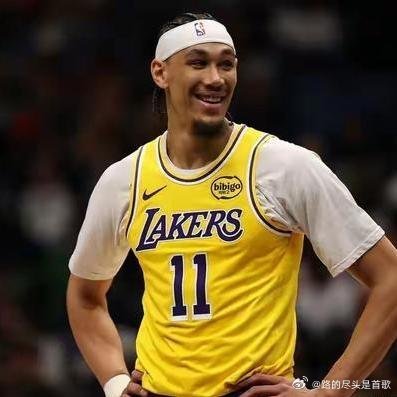 《东契奇赛后摊牌！海斯狂砍19分获盛赞，顶薪艾顿离队倒计时？》看到这条离谱的赛后