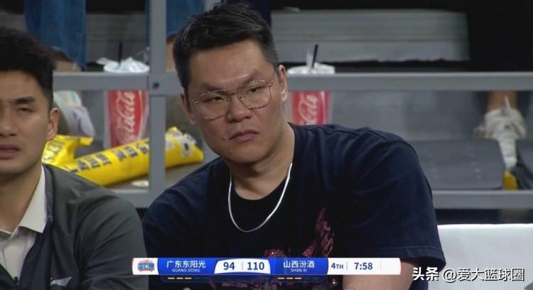 杜锋太忙，赛前动员会议朱总来开！

今天晚上19:35，广东男篮将在主场对阵新疆