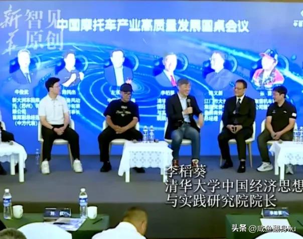 知识分子的地位你觉得在普通人眼里是上升了还是下降了。各行各业都在说祛媚，其实我们