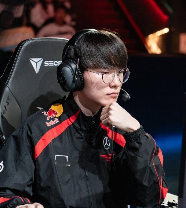 #T1#  #faker# T1曾在在LCK春季赛季后赛第二轮的比赛中被HLE以