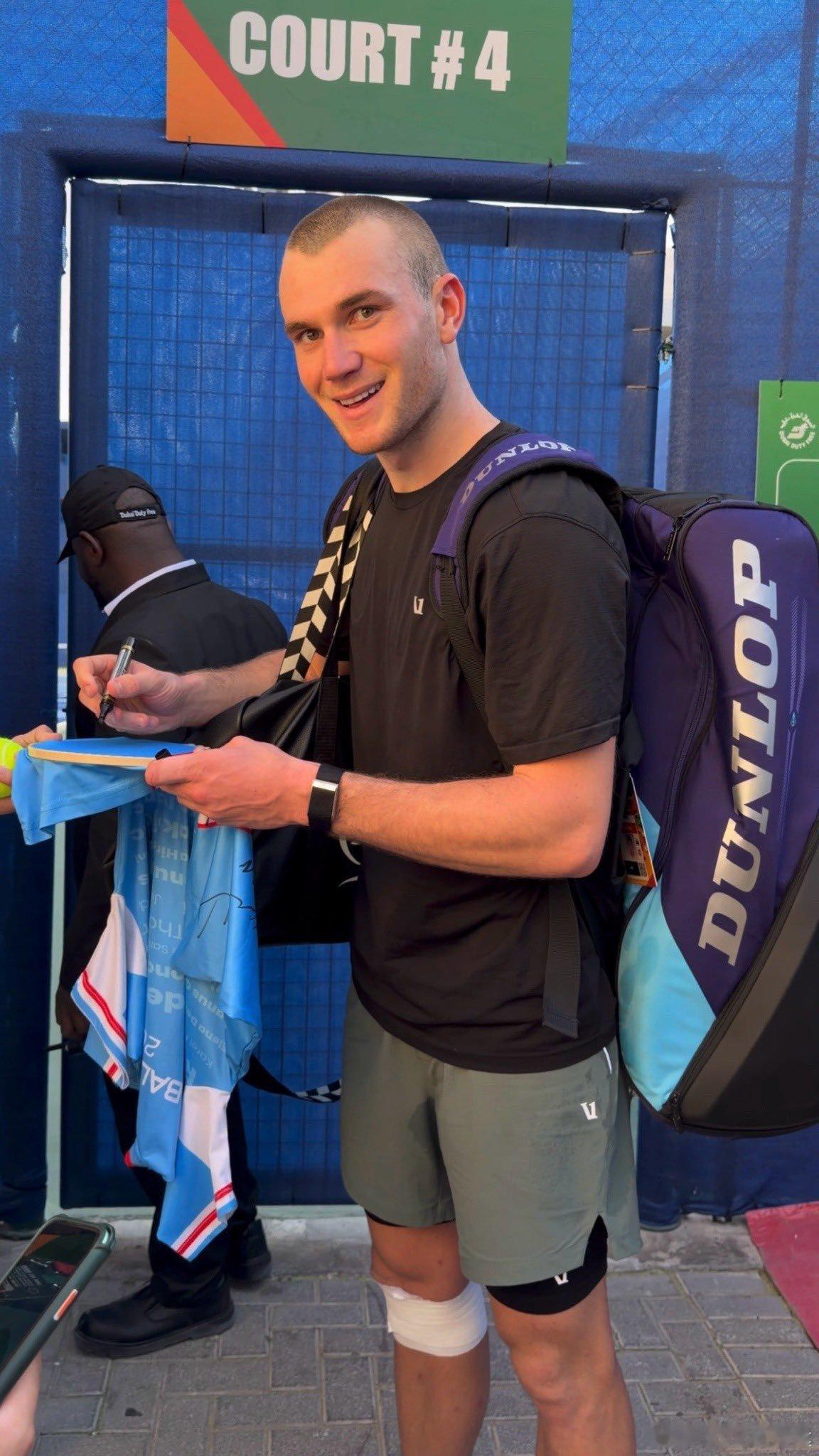 德雷珀光头造型，你们打几分？这很澳网