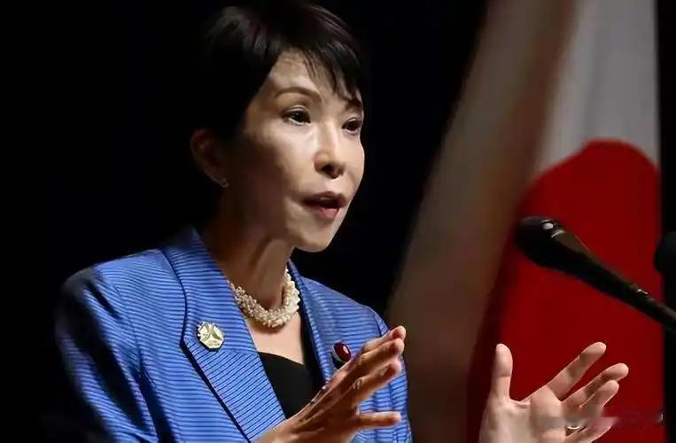 中国在东海步步为营后，日本坐不住了，慌忙拿出18年前协议..
 
近期我国稳步推