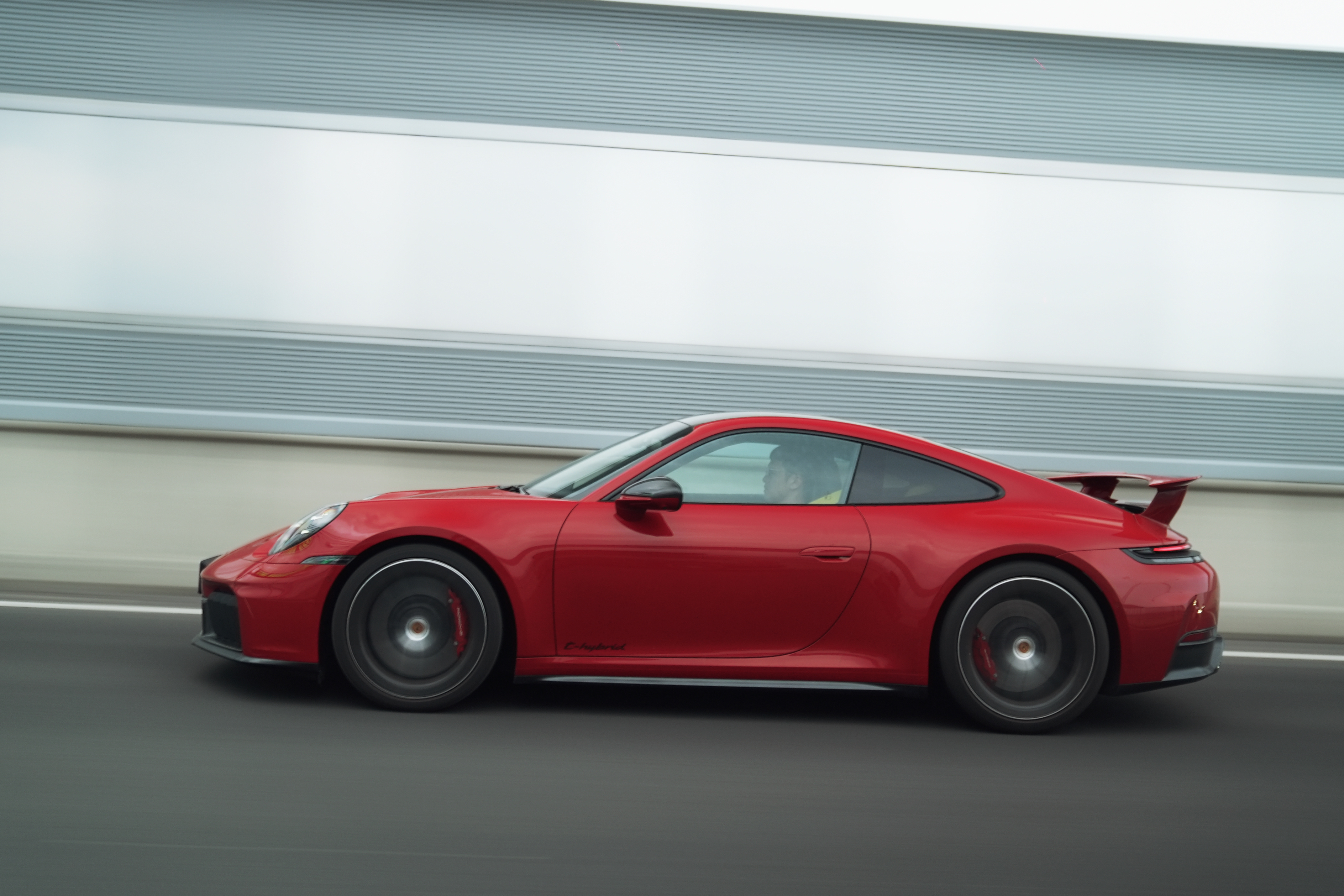 911 Carrera GTS 行驶姿态  TA算是992.2代911里的全能选