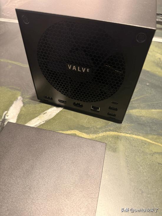 Psytec Games CEO兼游戏总监Jon Hibbins在GDC 202