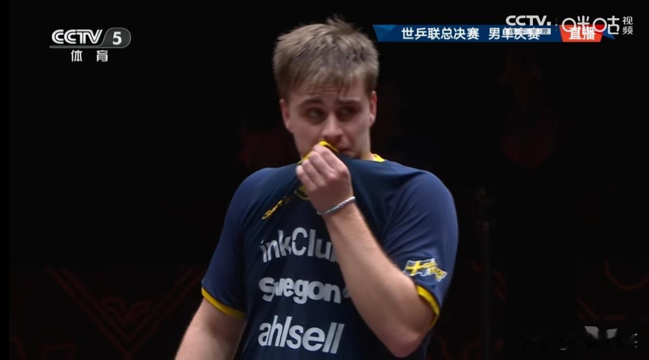 莫雷高德是不是太可惜了呢？
第五局天王山之战，小莫10:7大比分领先被张本智和逆